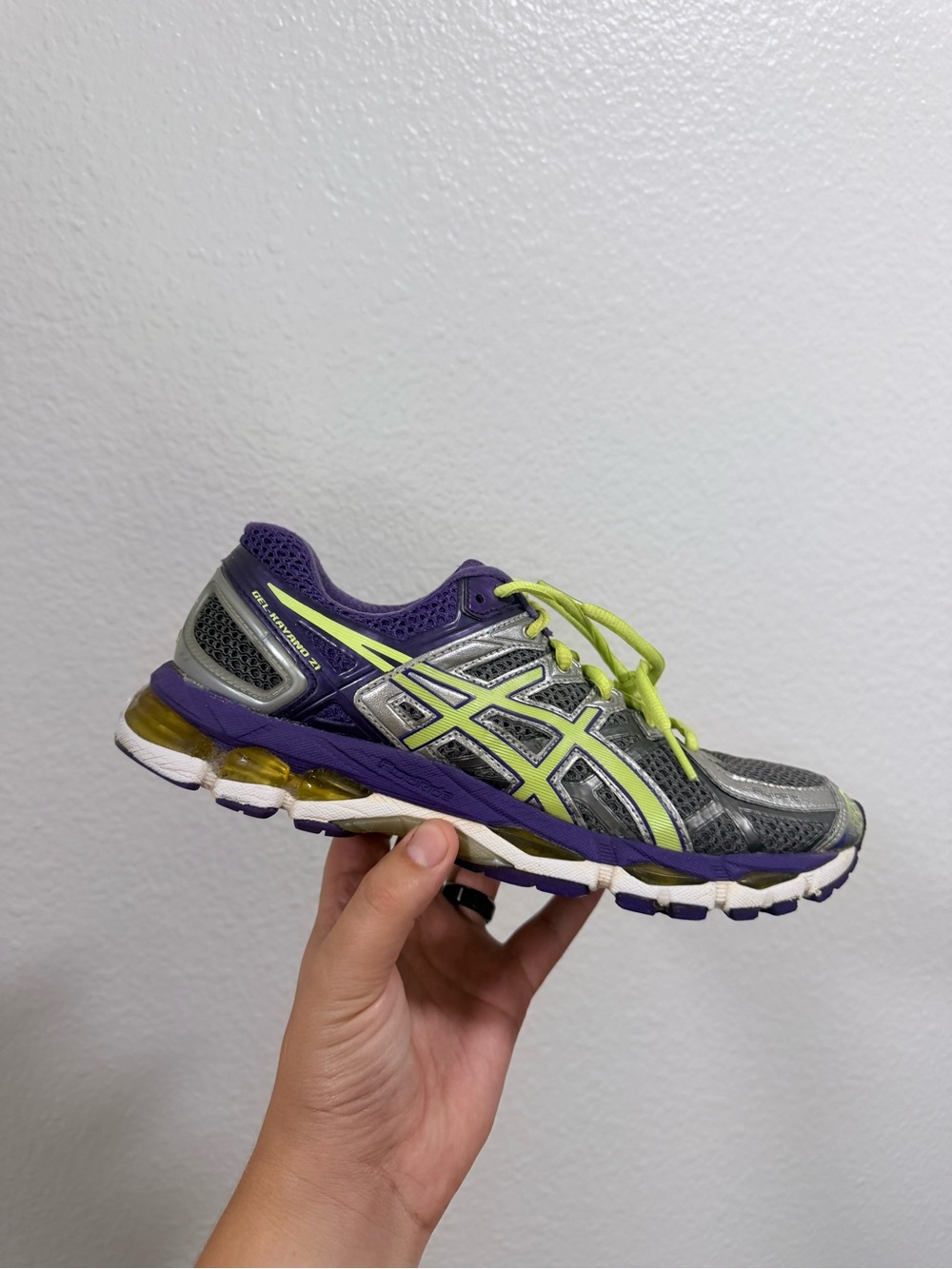 Asics kayano - Gray, Purple & Neon Yellow